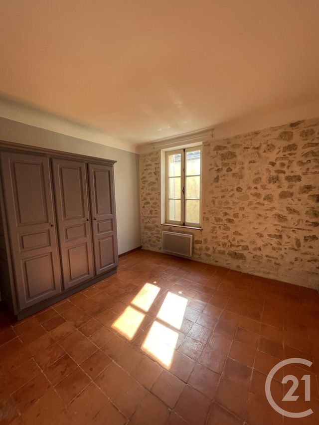 maison à louer - 3 pièces - 57.15 m2 - ST MICHEL L OBSERVATOIRE - 04 - PROVENCE-ALPES-COTE-D-AZUR - Century 21 Provence Immobilier maison à louer - 3 pièces - 57.15 m2 - ST MICHEL L OBSERVATOIRE - 04 - PROVENCE-ALPES-COTE-D-AZUR - Century 21 Provence Immobilier