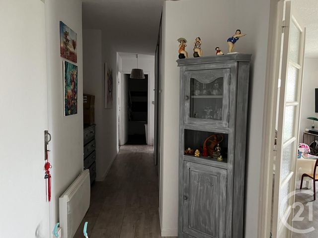 Appartement F3 à vendre - 3 pièces - 83.32 m2 - FORCALQUIER - 04 - PROVENCE-ALPES-COTE-D-AZUR - Century 21 Provence Immobilier