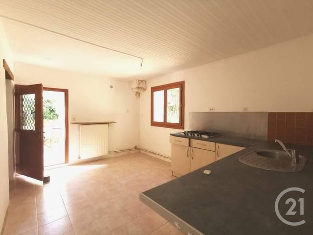 Afficher la photo en grand maison à vendre - 7 pièces - 197.19 m2 - ST MICHEL L OBSERVATOIRE - 04 - PROVENCE-ALPES-COTE-D-AZUR - Century 21 Provence Immobilier