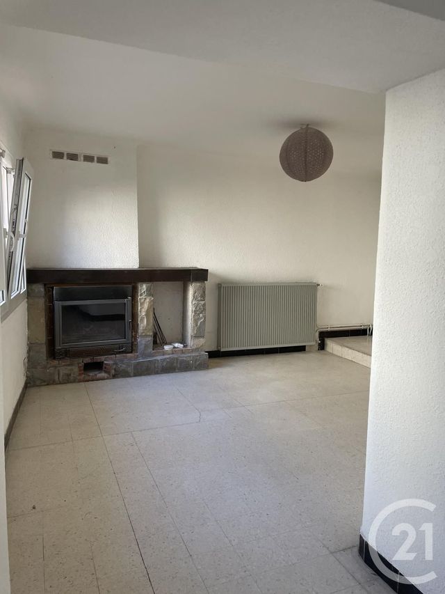 Afficher la photo en grand maison à louer - 4 pièces - 123.0 m2 - PIERRERUE - 04 - PROVENCE-ALPES-COTE-D-AZUR - Century 21 Provence Immobilier