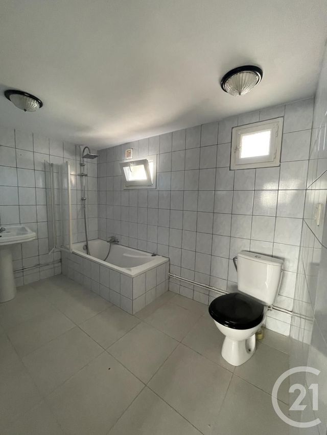 Afficher la photo en grand maison à louer - 4 pièces - 123.0 m2 - PIERRERUE - 04 - PROVENCE-ALPES-COTE-D-AZUR - Century 21 Provence Immobilier