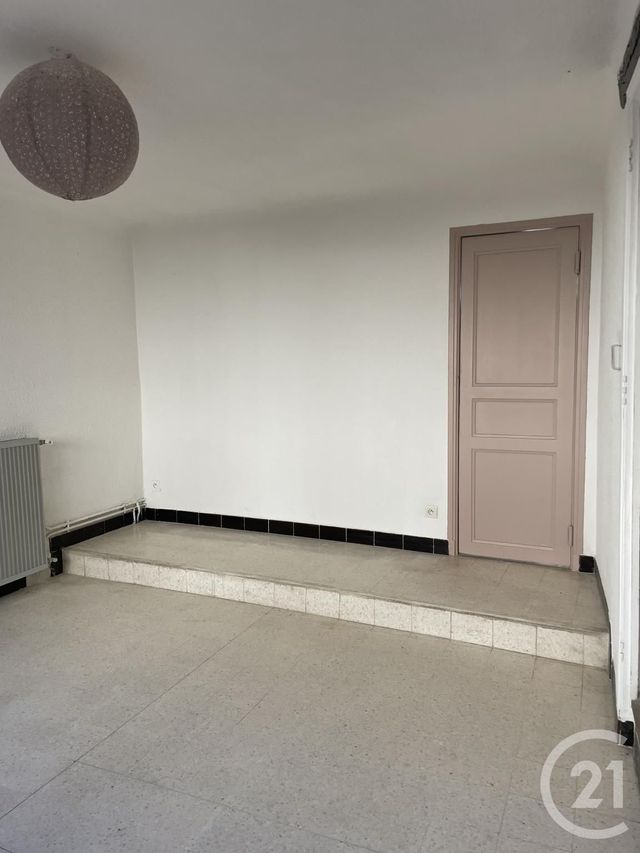 Afficher la photo en grand maison à louer - 4 pièces - 123.0 m2 - PIERRERUE - 04 - PROVENCE-ALPES-COTE-D-AZUR - Century 21 Provence Immobilier