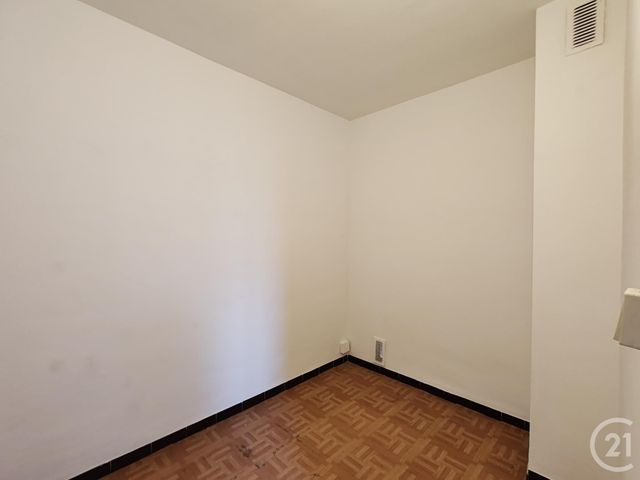 Afficher la photo en grand Appartement F2 à vendre - 2 pièces - 64.76 m2 - FORCALQUIER - 04 - PROVENCE-ALPES-COTE-D-AZUR - Century 21 Provence Immobilier