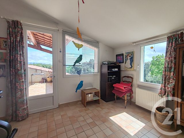 Afficher la photo en grand maison à vendre - 8 pièces - 244.24 m2 - ST MICHEL L OBSERVATOIRE - 04 - PROVENCE-ALPES-COTE-D-AZUR - Century 21 Provence Immobilier