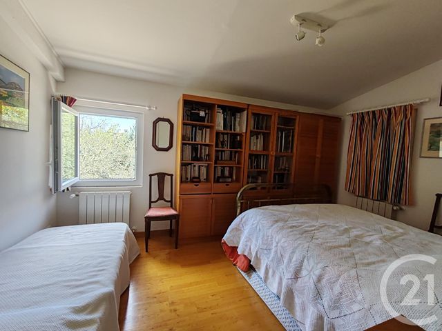 Afficher la photo en grand maison à vendre - 8 pièces - 244.24 m2 - ST MICHEL L OBSERVATOIRE - 04 - PROVENCE-ALPES-COTE-D-AZUR - Century 21 Provence Immobilier