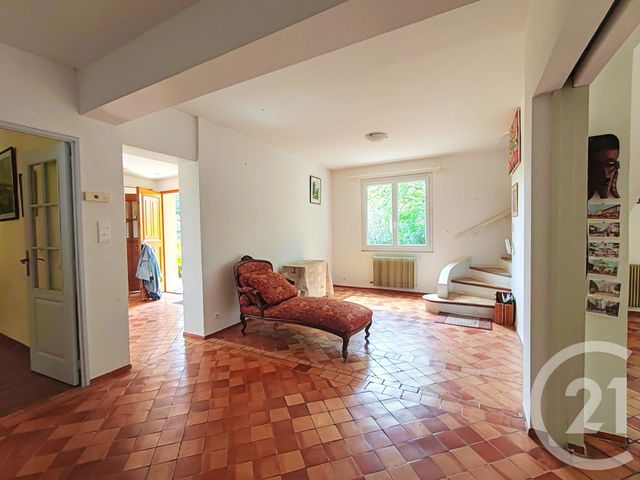 Afficher la photo en grand maison à vendre - 8 pièces - 244.24 m2 - ST MICHEL L OBSERVATOIRE - 04 - PROVENCE-ALPES-COTE-D-AZUR - Century 21 Provence Immobilier