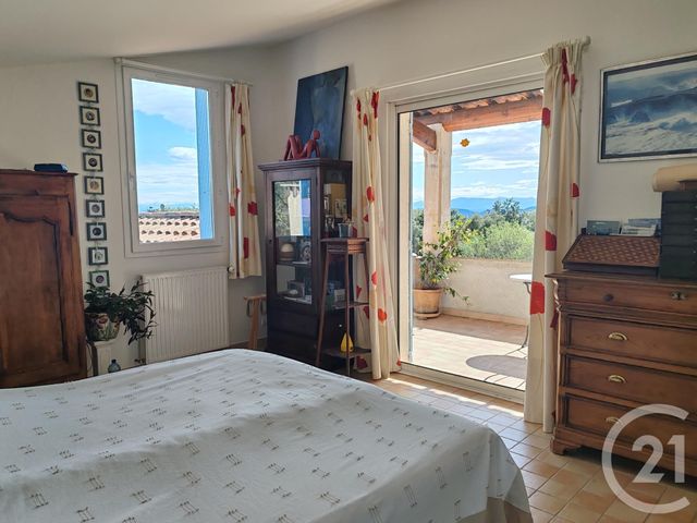 Afficher la photo en grand maison à vendre - 8 pièces - 244.24 m2 - ST MICHEL L OBSERVATOIRE - 04 - PROVENCE-ALPES-COTE-D-AZUR - Century 21 Provence Immobilier