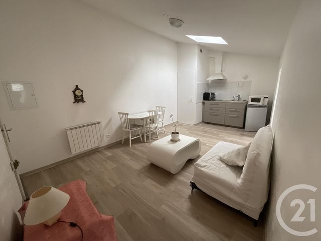 Appartement Studio à vendre - 2 pièces - 26.98 m2 - FORCALQUIER - 04 - PROVENCE-ALPES-COTE-D-AZUR - Century 21 Provence Immobilier