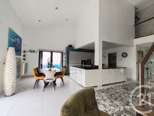 maison à vendre - 7 pièces - 142.31 m2 - FORCALQUIER - 04 - PROVENCE-ALPES-COTE-D-AZUR - Century 21 Provence Immobilier