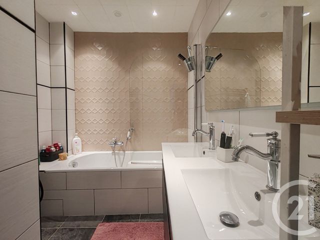 Appartement T5 à vendre - 6 pièces - 120.0 m2 - LA BRILLANNE - 04 - PROVENCE-ALPES-COTE-D-AZUR - Century 21 Provence Immobilier