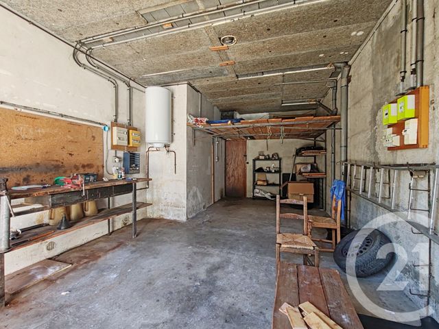 Afficher la photo en grand maison à vendre - 8 pièces - 242.99 m2 - FORCALQUIER - 04 - PROVENCE-ALPES-COTE-D-AZUR - Century 21 Provence Immobilier