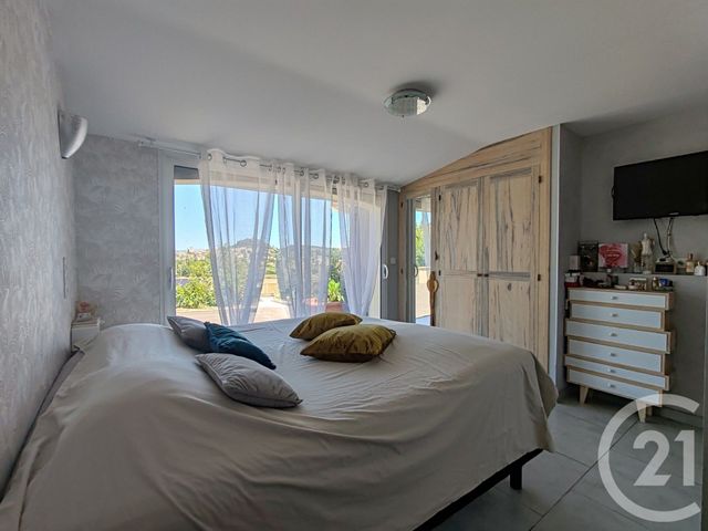 Afficher la photo en grand maison à vendre - 4 pièces - 143.87 m2 - FORCALQUIER - 04 - PROVENCE-ALPES-COTE-D-AZUR - Century 21 Provence Immobilier