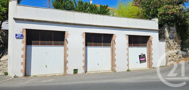 parking - FORCALQUIER - 04