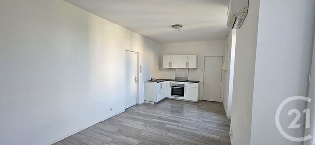 Appartement Studio à louer - 1 pièce - 25.49 m2 - FORCALQUIER - 04 - PROVENCE-ALPES-COTE-D-AZUR - Century 21 Provence Immobilier