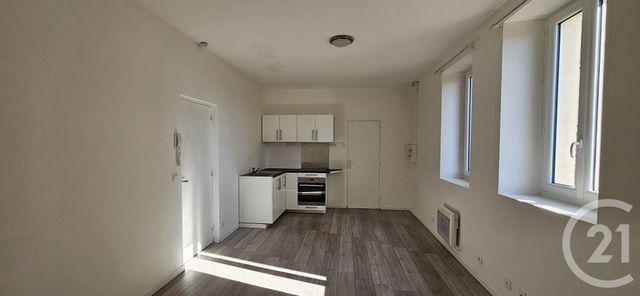 Appartement Studio à louer - 1 pièce - 27.49 m2 - FORCALQUIER - 04 - PROVENCE-ALPES-COTE-D-AZUR - Century 21 Provence Immobilier