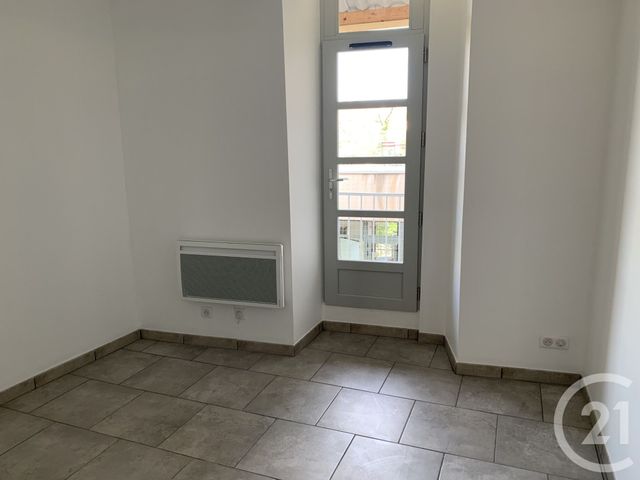 Afficher la photo en grand Appartement T2 à louer - 2 pièces - 52.09 m2 - FORCALQUIER - 04 - PROVENCE-ALPES-COTE-D-AZUR - Century 21 Provence Immobilier