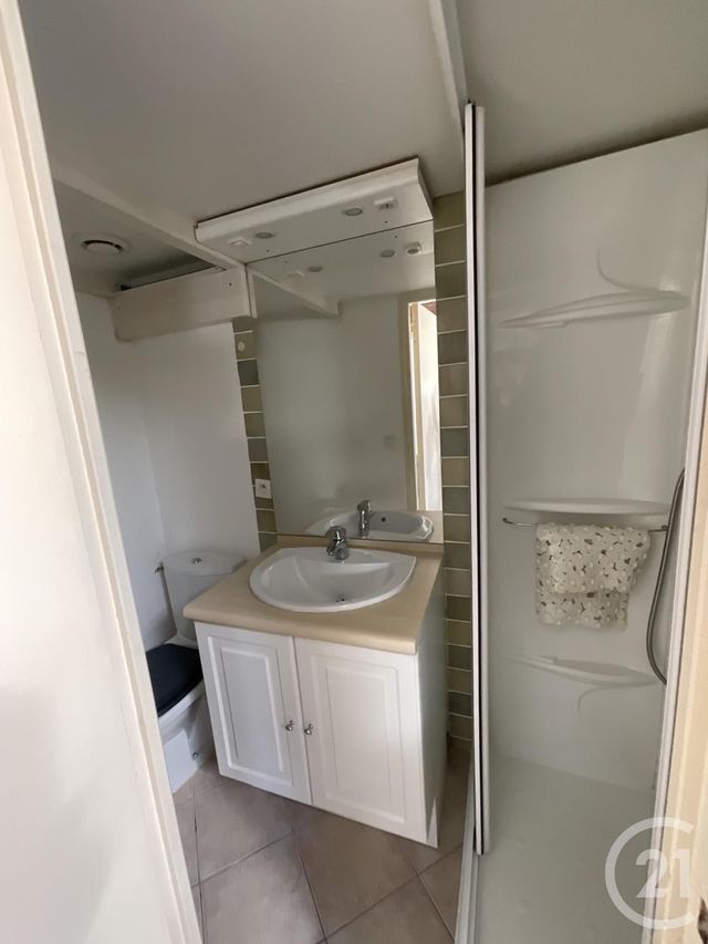 Appartement Studio à louer - 1 pièce - 25.21 m2 - FORCALQUIER - 04 - PROVENCE-ALPES-COTE-D-AZUR - Century 21 Provence Immobilier