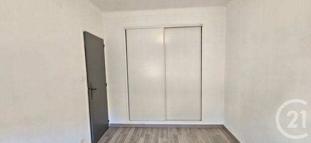 Appartement T3 à louer - 3 pièces - 58.94 m2 - FORCALQUIER - 04 - PROVENCE-ALPES-COTE-D-AZUR - Century 21 Provence Immobilier