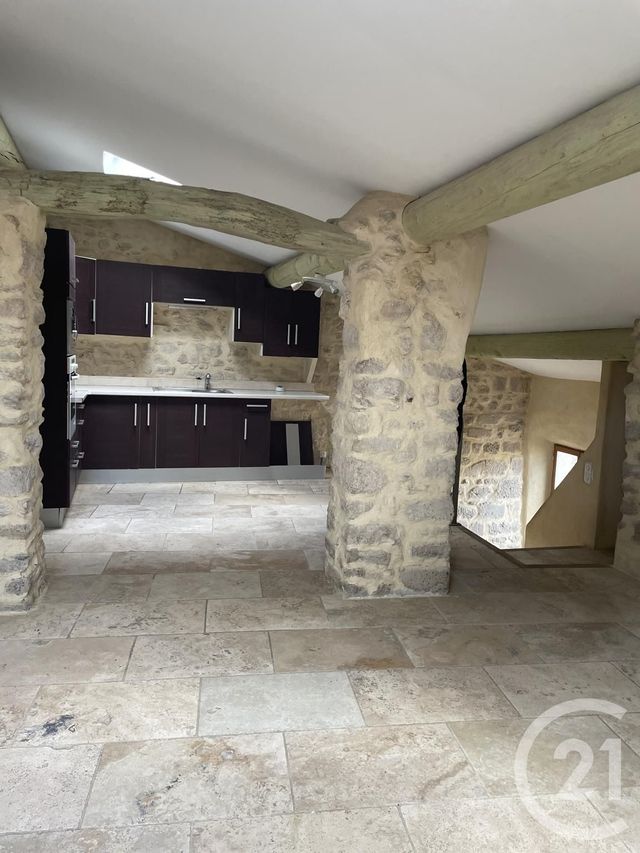 Appartement Loft à louer - 2 pièces - 37.34 m2 - REILLANNE - 04 - PROVENCE-ALPES-COTE-D-AZUR - Century 21 Provence Immobilier