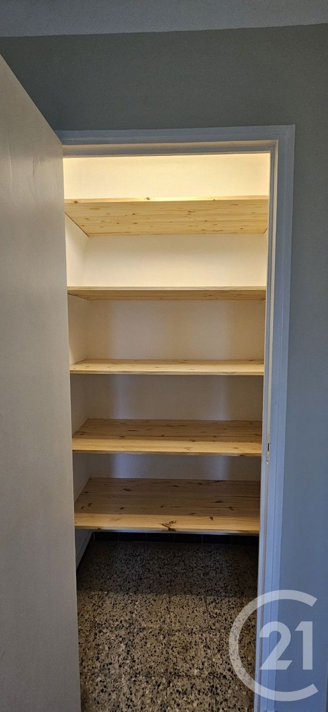 Appartement T3 à louer - 3 pièces - 62.89 m2 - FORCALQUIER - 04 - PROVENCE-ALPES-COTE-D-AZUR - Century 21 Provence Immobilier