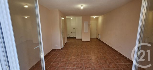 Appartement T2 à louer - 2 pièces - 41.7 m2 - FORCALQUIER - 04 - PROVENCE-ALPES-COTE-D-AZUR - Century 21 Provence Immobilier