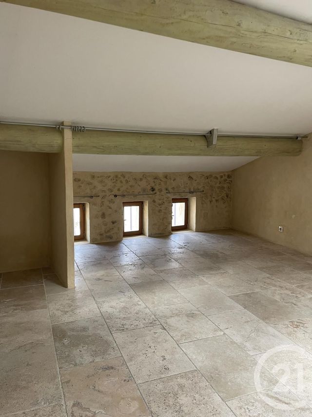 Appartement Loft à louer - 2 pièces - 37.34 m2 - REILLANNE - 04 - PROVENCE-ALPES-COTE-D-AZUR - Century 21 Provence Immobilier