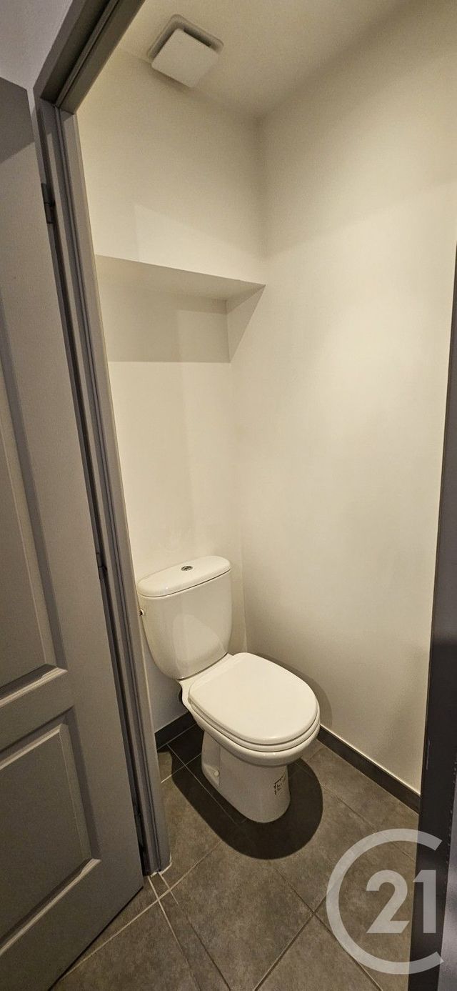 Appartement T2 à louer - 2 pièces - 35.55 m2 - MANE - 04 - PROVENCE-ALPES-COTE-D-AZUR - Century 21 Provence Immobilier