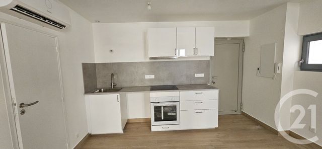 Appartement T2 à louer - 2 pièces - 39.52 m2 - FORCALQUIER - 04 - PROVENCE-ALPES-COTE-D-AZUR - Century 21 Provence Immobilier