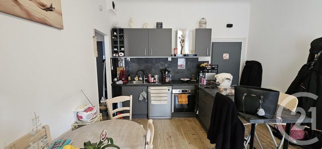 Appartement T2 à louer - 2 pièces - 42.16 m2 - FORCALQUIER - 04 - PROVENCE-ALPES-COTE-D-AZUR - Century 21 Provence Immobilier