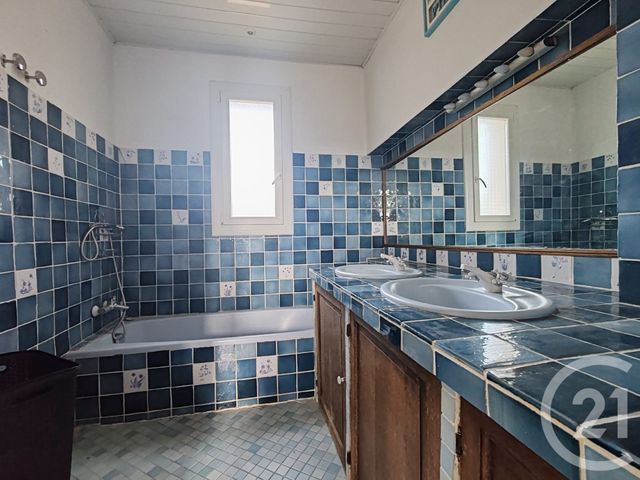 Afficher la photo en grand maison à vendre - 5 pièces - 175.0 m2 - MANE - 04 - PROVENCE-ALPES-COTE-D-AZUR - Century 21 Provence Immobilier