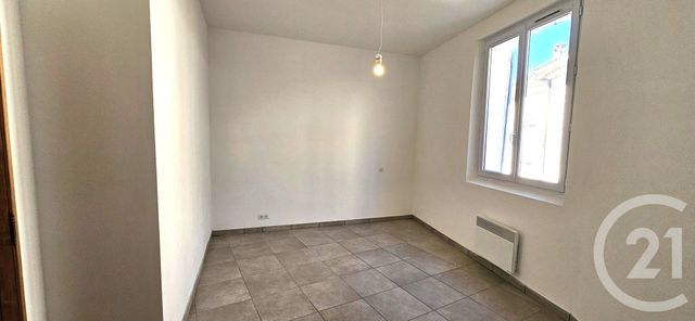 Appartement T2 à louer - 2 pièces - 46.45 m2 - FORCALQUIER - 04 - PROVENCE-ALPES-COTE-D-AZUR - Century 21 Provence Immobilier