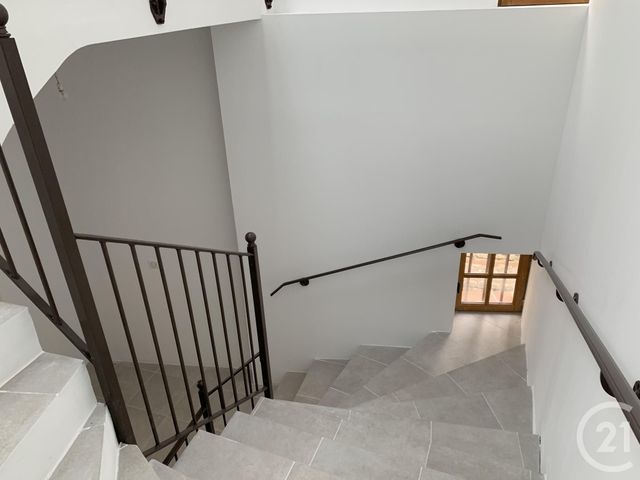 Appartement T2 à louer - 2 pièces - 46.45 m2 - FORCALQUIER - 04 - PROVENCE-ALPES-COTE-D-AZUR - Century 21 Provence Immobilier