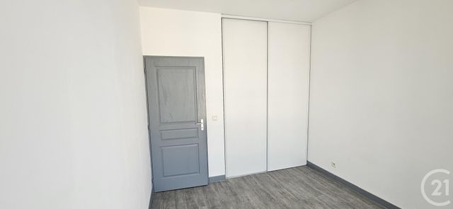 Appartement T2 à louer - 2 pièces - 32.75 m2 - ORAISON - 04 - PROVENCE-ALPES-COTE-D-AZUR - Century 21 Provence Immobilier