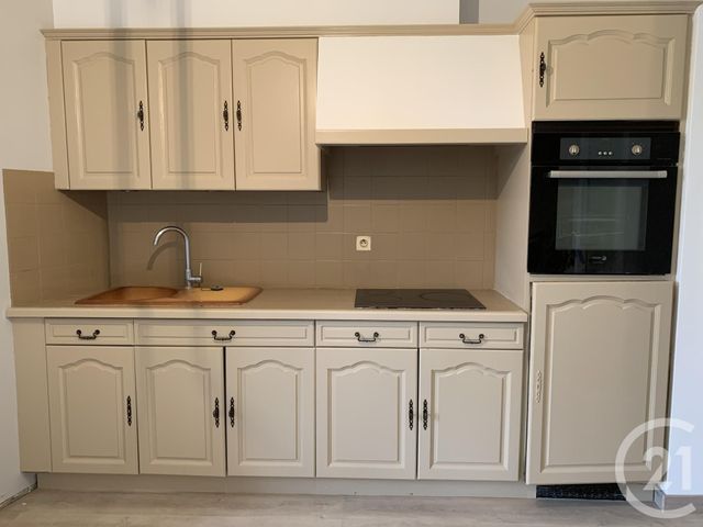 Appartement T2 à vendre - 2 pièces - 35.43 m2 - FORCALQUIER - 04 - PROVENCE-ALPES-COTE-D-AZUR - Century 21 Provence Immobilier