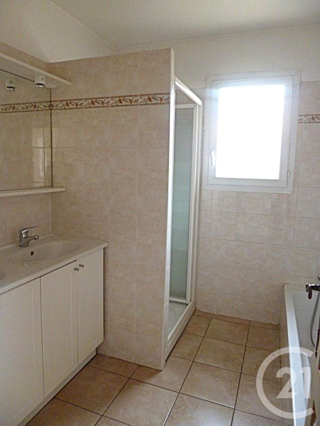 maison à louer - 4 pièces - 112.83 m2 - CRUIS - 04 - PROVENCE-ALPES-COTE-D-AZUR - Century 21 Provence Immobilier