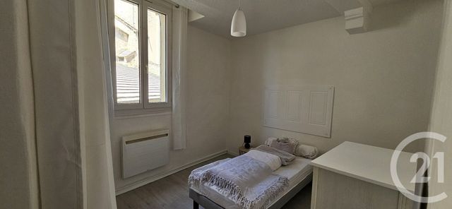 Appartement T3 à louer - 3 pièces - 52.68 m2 - FORCALQUIER - 04 - PROVENCE-ALPES-COTE-D-AZUR - Century 21 Provence Immobilier