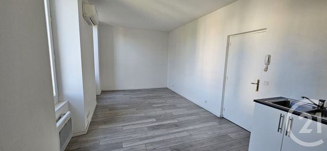 Appartement Studio à louer - 1 pièce - 25.49 m2 - FORCALQUIER - 04 - PROVENCE-ALPES-COTE-D-AZUR - Century 21 Provence Immobilier