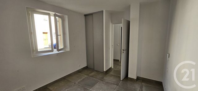 Appartement T2 à louer - 2 pièces - 49.5 m2 - REILLANNE - 04 - PROVENCE-ALPES-COTE-D-AZUR - Century 21 Provence Immobilier