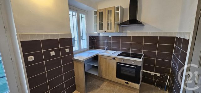 maison à louer - 2 pièces - 46.7 m2 - ORAISON - 04 - PROVENCE-ALPES-COTE-D-AZUR - Century 21 Provence Immobilier