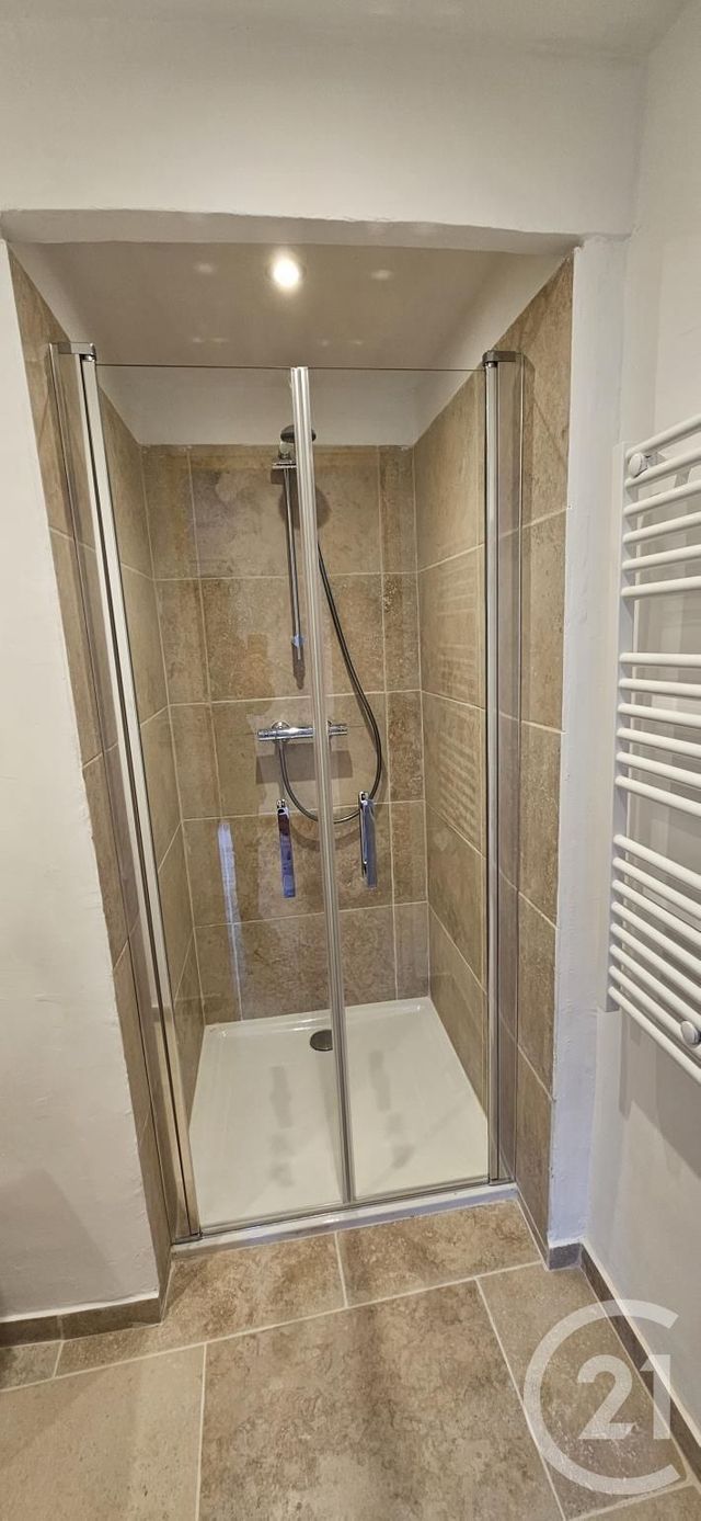 maison à louer - 2 pièces - 46.7 m2 - ORAISON - 04 - PROVENCE-ALPES-COTE-D-AZUR - Century 21 Provence Immobilier
