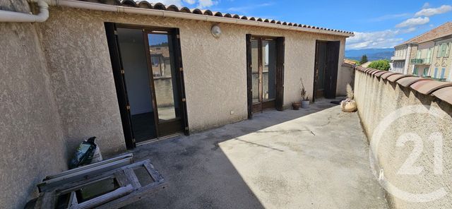 Appartement T2 à louer - 2 pièces - 63.28 m2 - ORAISON - 04 - PROVENCE-ALPES-COTE-D-AZUR - Century 21 Provence Immobilier