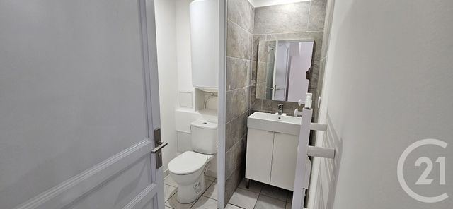 Appartement T2 à louer - 2 pièces - 51.67 m2 - ORAISON - 04 - PROVENCE-ALPES-COTE-D-AZUR - Century 21 Provence Immobilier
