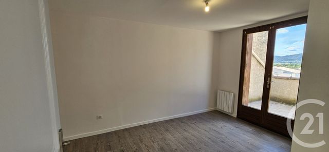 Appartement T2 à louer - 2 pièces - 51.67 m2 - ORAISON - 04 - PROVENCE-ALPES-COTE-D-AZUR - Century 21 Provence Immobilier