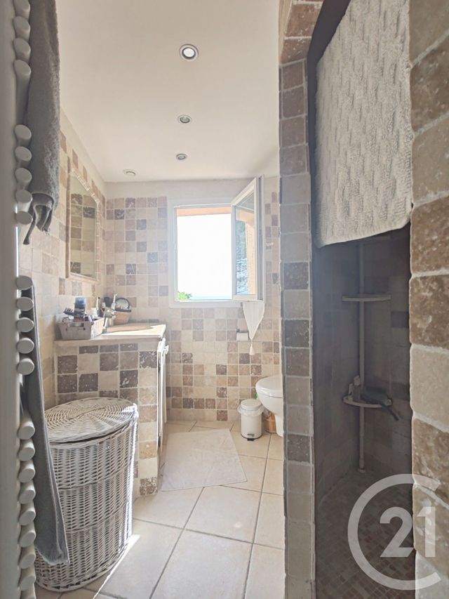 maison à vendre - 4 pièces - 138.25 m2 - PIERRERUE - 04 - PROVENCE-ALPES-COTE-D-AZUR - Century 21 Provence Immobilier