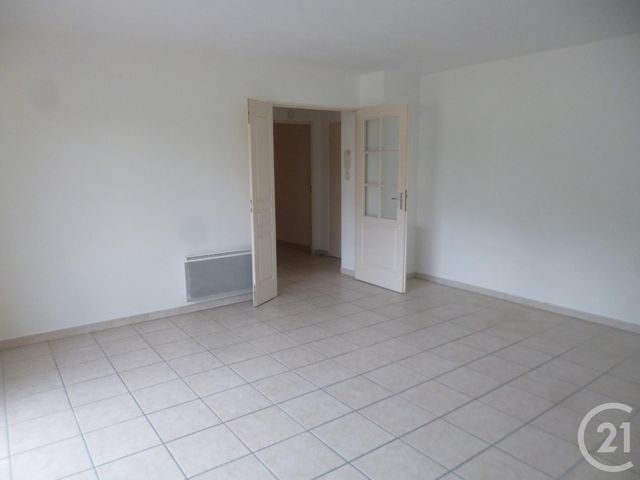 Appartement T3 à louer - 3 pièces - 63.04 m2 - FORCALQUIER - 04 - PROVENCE-ALPES-COTE-D-AZUR - Century 21 Provence Immobilier
