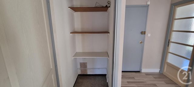 Appartement T2 à louer - 2 pièces - 64.59 m2 - FORCALQUIER - 04 - PROVENCE-ALPES-COTE-D-AZUR - Century 21 Provence Immobilier