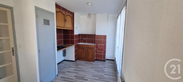 Appartement T2 à louer - 2 pièces - 64.59 m2 - FORCALQUIER - 04 - PROVENCE-ALPES-COTE-D-AZUR - Century 21 Provence Immobilier