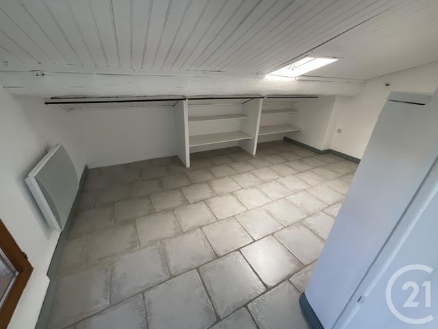 Appartement T2 à louer - 2 pièces - 50.35 m2 - ST MICHEL L OBSERVATOIRE - 04 - PROVENCE-ALPES-COTE-D-AZUR - Century 21 Provence Immobilier