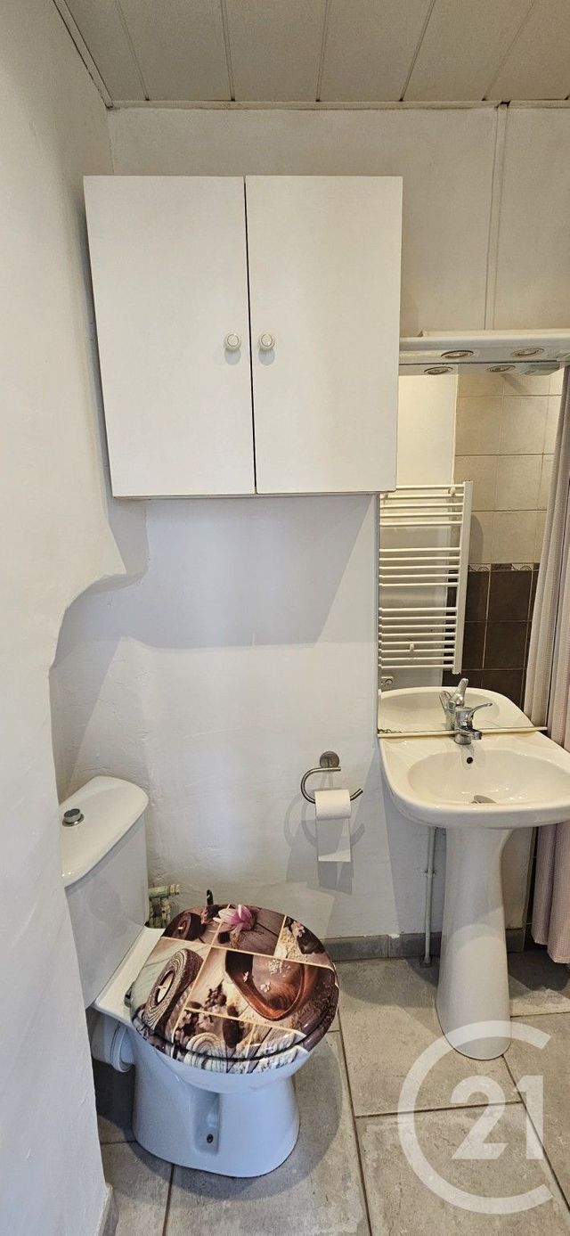 Appartement T2 à louer - 2 pièces - 43.19 m2 - ST MICHEL L OBSERVATOIRE - 04 - PROVENCE-ALPES-COTE-D-AZUR - Century 21 Provence Immobilier