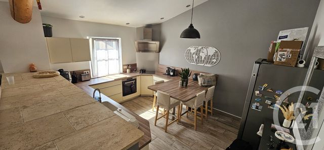 Appartement à louer - 3 pièces - 83.12 m2 - MANE - 04 - PROVENCE-ALPES-COTE-D-AZUR - Century 21 Provence Immobilier